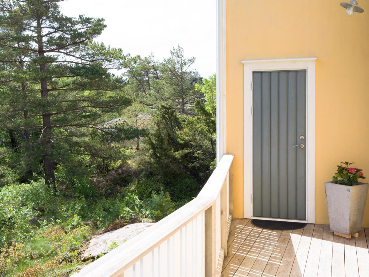 Lovely, Bright Apartment Overlooking Nature Fiskebackskil Ngoại thất bức ảnh
